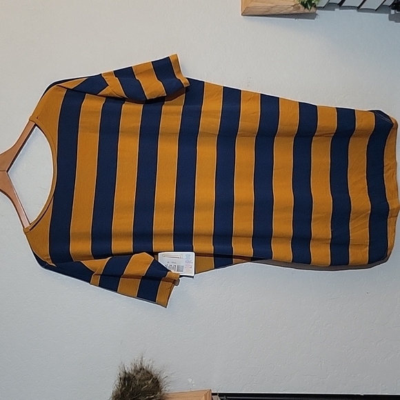 LLR Irma Oversized Tunic Medium - Picture 6 of 6